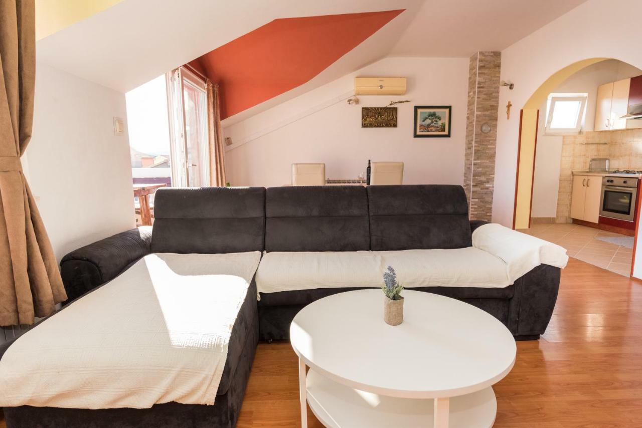 Apartment Zeljak Vodice