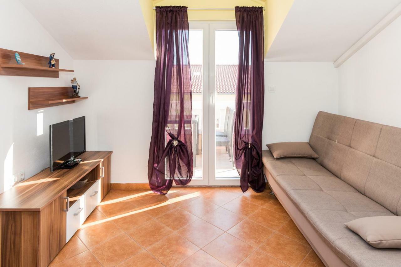Apartment Zeljak *